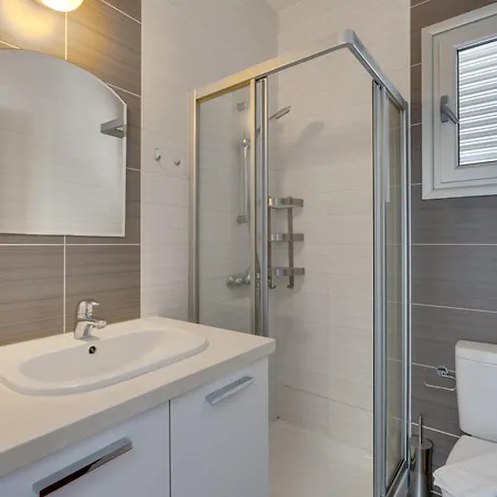 Апартаменты The Lighthouse 1 Bedroom 604 *