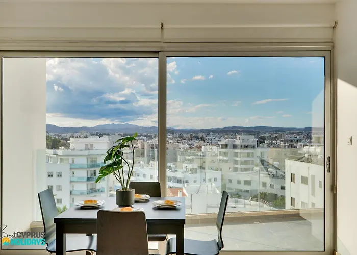 Апартаменты The Lighthouse 1 Bedroom 604 Ларнака