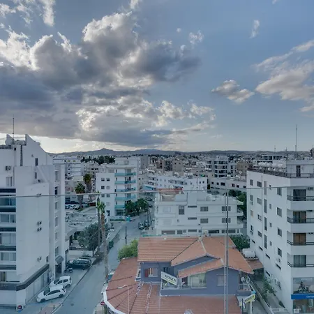 The Lighthouse 1 Bedroom 604 Apartman *