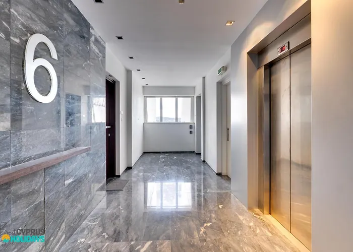 The Lighthouse 1 Bedroom 604 公寓 *