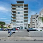 Apartment The Lighthouse 1 Bedroom 604 Larnaca