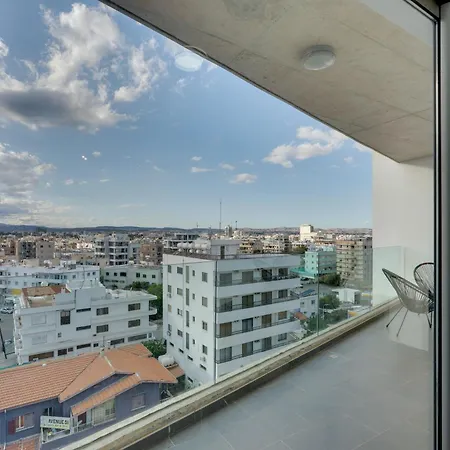 Апартаменти The Lighthouse 1 Bedroom 604 *