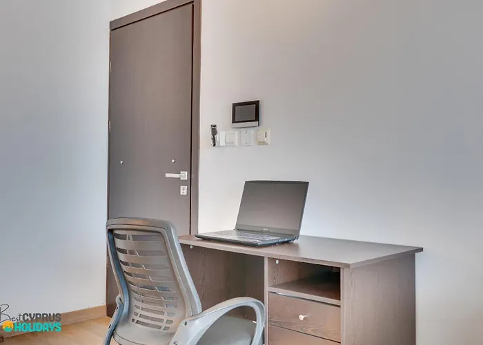 The Lighthouse 1 Bedroom 604 *