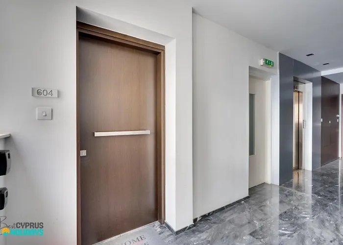 The Lighthouse 1 Bedroom 604 * Larnaka