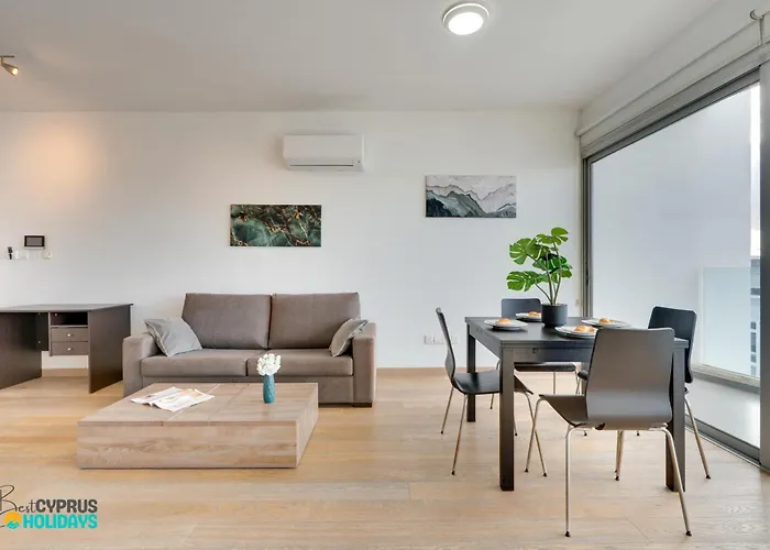 The Lighthouse 1 Bedroom 604 * Larnaka